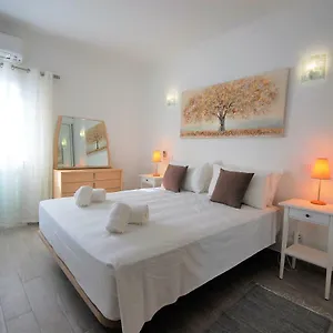 https://algarve-apartamento-albufeira-praia.hotelaalgarve.com