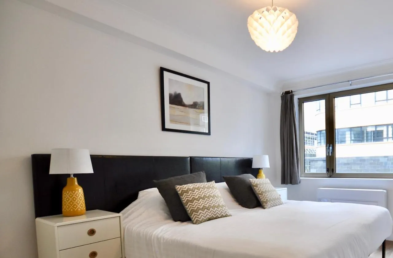 Marlyn Lodge - City Of Londres Apartamento